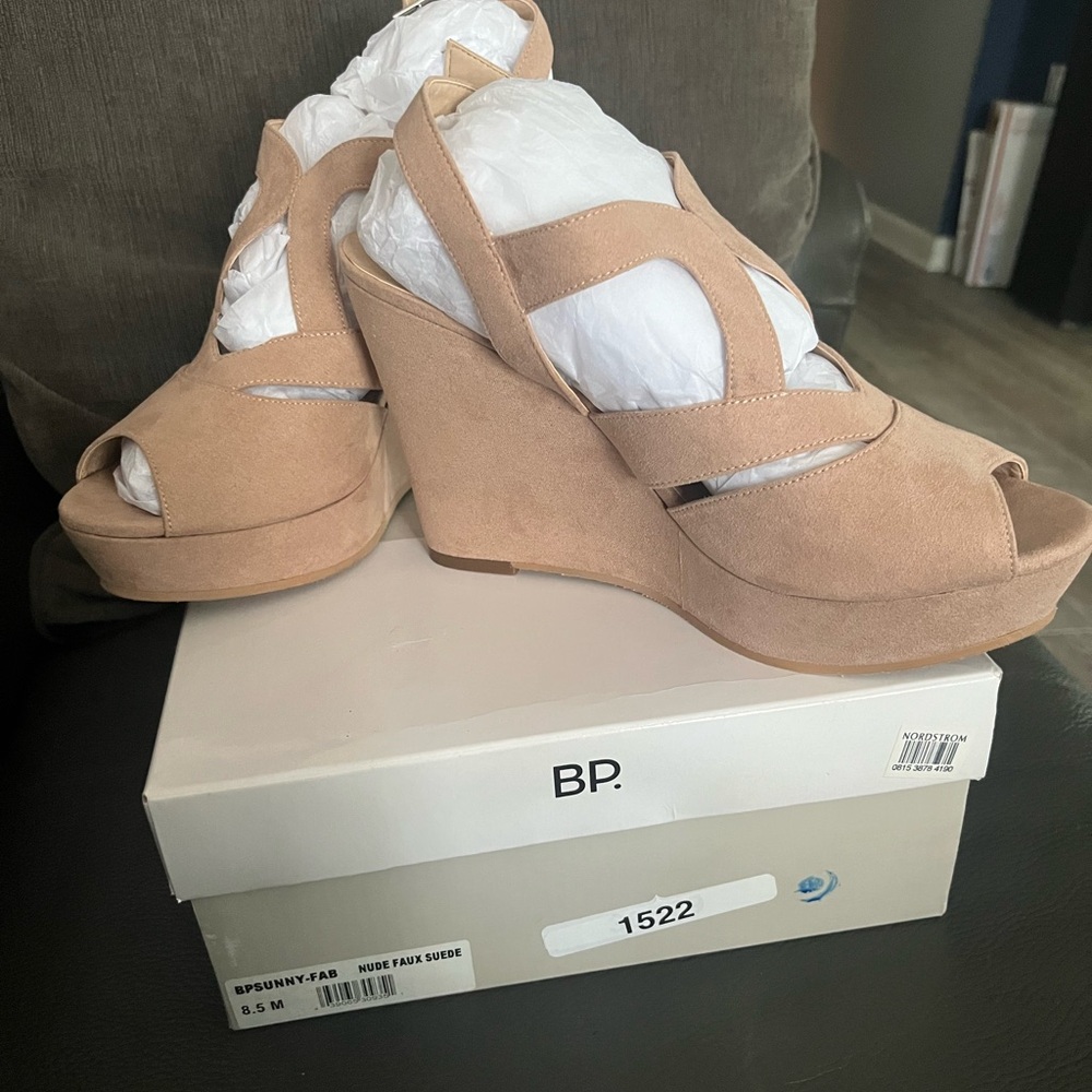 Tan Wedge Sandals with Strappy Design NWT